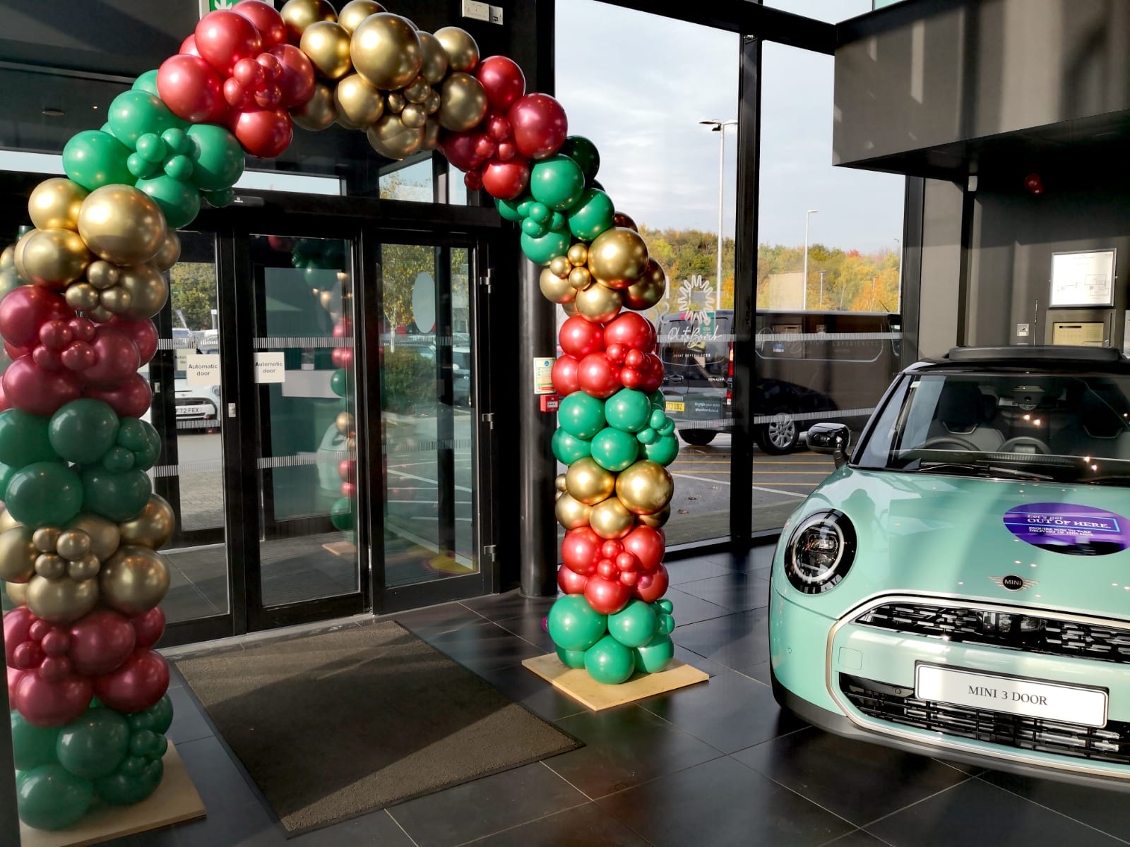 Balloon Decorations — Decor that earns its own selfie queue.